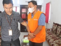 Diduga Korupsi Dana Hibah,Dua ASN di Tahan Jaksa