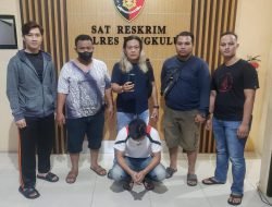 Datangi TKP, Hand Phone Polisi di Gondol Pencuri