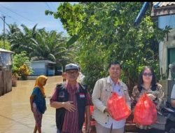 Momen Tamat Study, Keluarga Iryanka Aditya Berbagi kasih