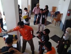 Kasus Aborsi Polres Gelar Rekontruksi,Oknum Mahasiswi Peragakan Cara Gugurkan Kandungan