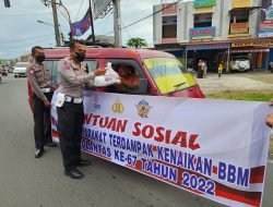 Polda Peduli,Bagi Sembako Untuk Masyarakat Terdampak Kenaikan BBM