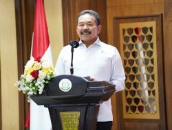 Jaksa Agung ST Burhanuddin:  Membagi Kebaikan di Ruang Publik Adalah Suatu Kewajiban