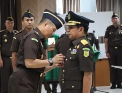 JAM-Pidmil Mayjen TNI Dr. Wahyoedho Indrajit  Melantik Dan Mengambil Sumpah  Laksamana Pratama TNI Effendy Maruapey, S.H., M.H. Sebagai  Direktur Penindakan