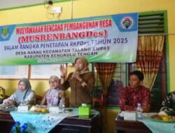 Pemdes Nakau Bahas RKPDes Untuk Tahun 2025
