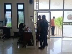 Digebuk Senior Polisi Junior Semaput Pelaku Disidang