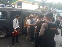 P21 10 Orang Tersangka Kasus Dugaan Korupsi DiBengkulu ke Jaksa