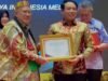 Walikota Bengkulu Raih Penghargaan Lontar Award