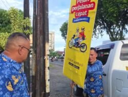 Ganggu Pengguna jalan Reklame Tak Berizin Ditertibkan Satpol PP
