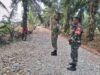 Pastikan Pembangunan Berjalan Lancar, Dansatgas TMMD ke-130 Kodim 0407/Kota Bengkulu Turun ke Lapangan