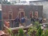 Tak Hanya Jago Perang, Anggota Satgas TMMD ke-130 Kodim 0407/Kota Bengkulu Jago  Bangun Rumah